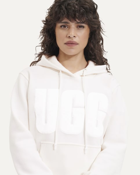 UGG® 公式【 レイ ファジー ロゴ フーディ|Rey Fuzzy Logo UGG® 公式【 レイ ファジー ロゴ フーディ|Rey Fuzzy Logo